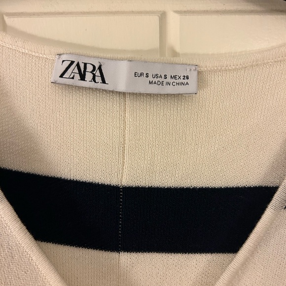 Size Small Zara striped midi/maxi dress. With string to tie or take off - Picture 2 of 3